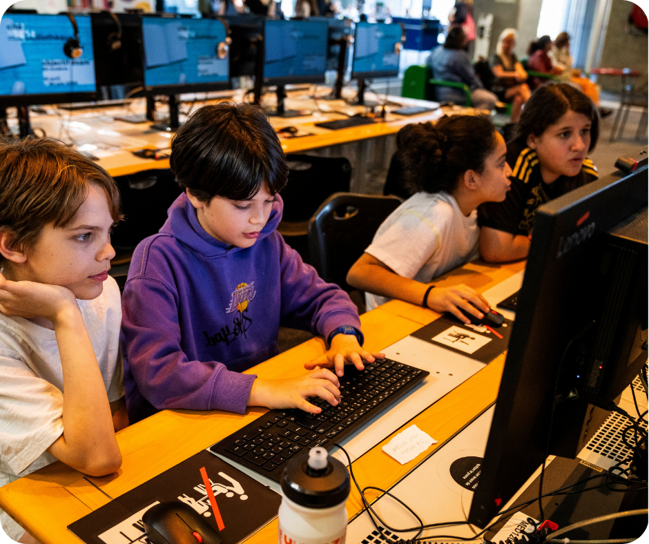 Utop-une-fiction-creee-par-les-jeunes-en-extrascolaire
